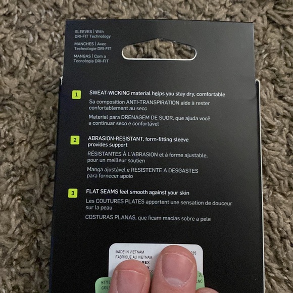 Men’s Nike Pro Football Sleeves - Picture 3 of 3